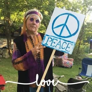 Meet your Posher, Alicia